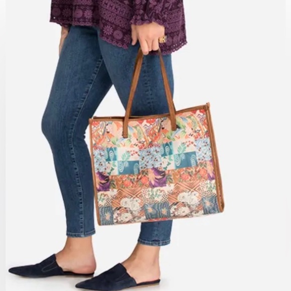 🆕 Johnny Was Grace Iconic Patchwork Tote Bag Tan Leather Iconic Patchwork Design - Picture 9 of 16